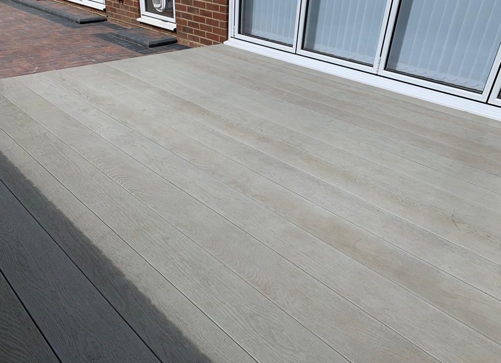 Composite Decking Installation Welling DA16